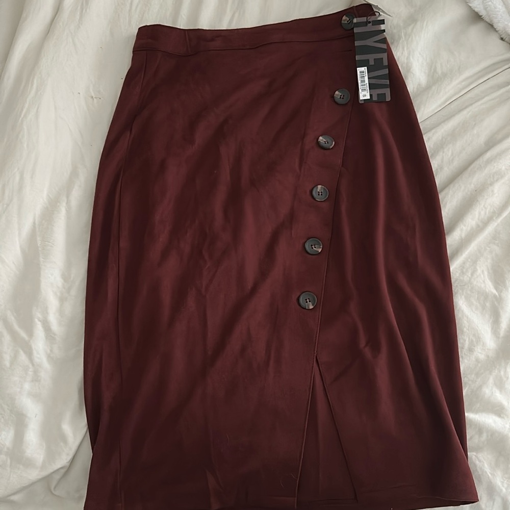 Suede red button skirt
